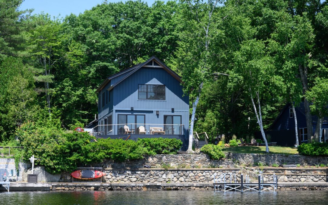 Lakefront Retreat